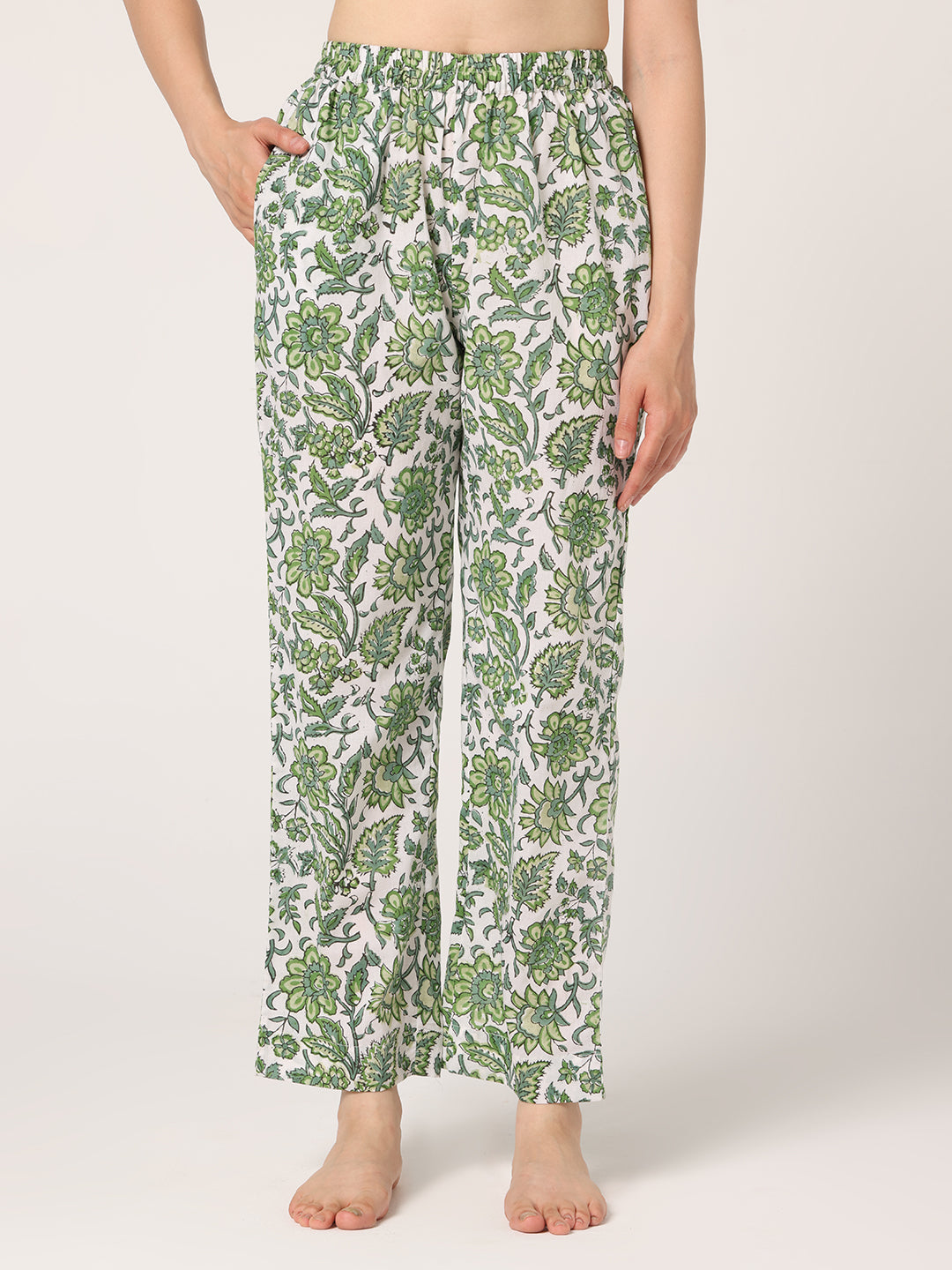 GREEN- WHITE FULL NIGHT SUIT