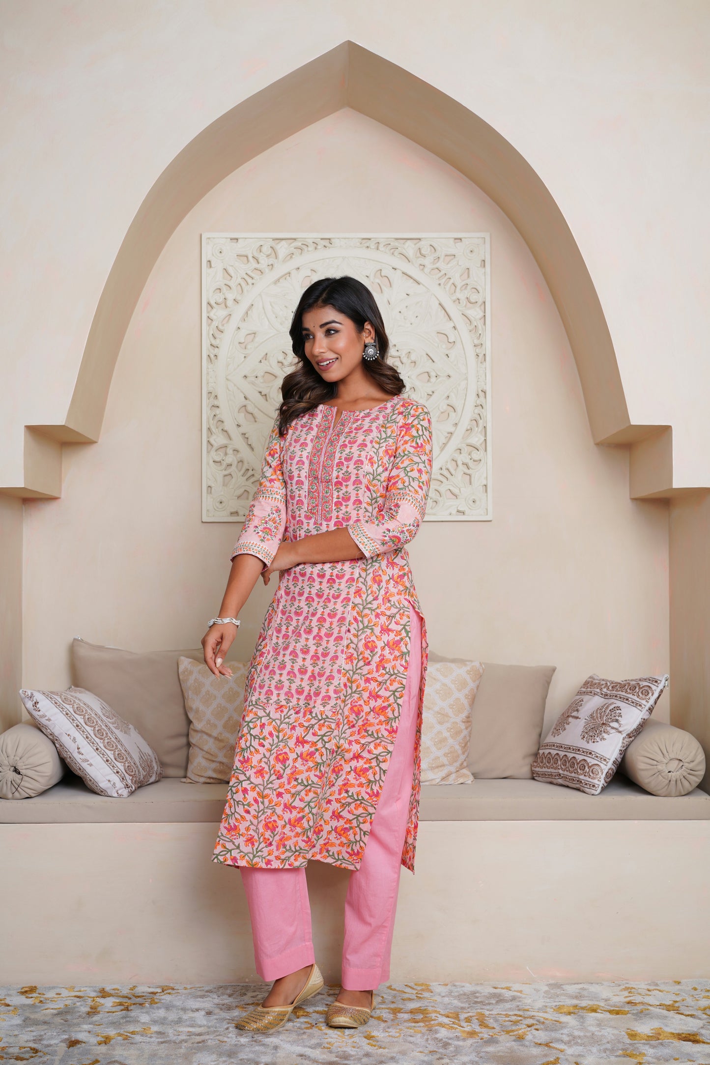 PINK HAND BLOCK PRINTED PRINCESS LINE KURTA WITH EMBELISHED WITH EMBROIDERY