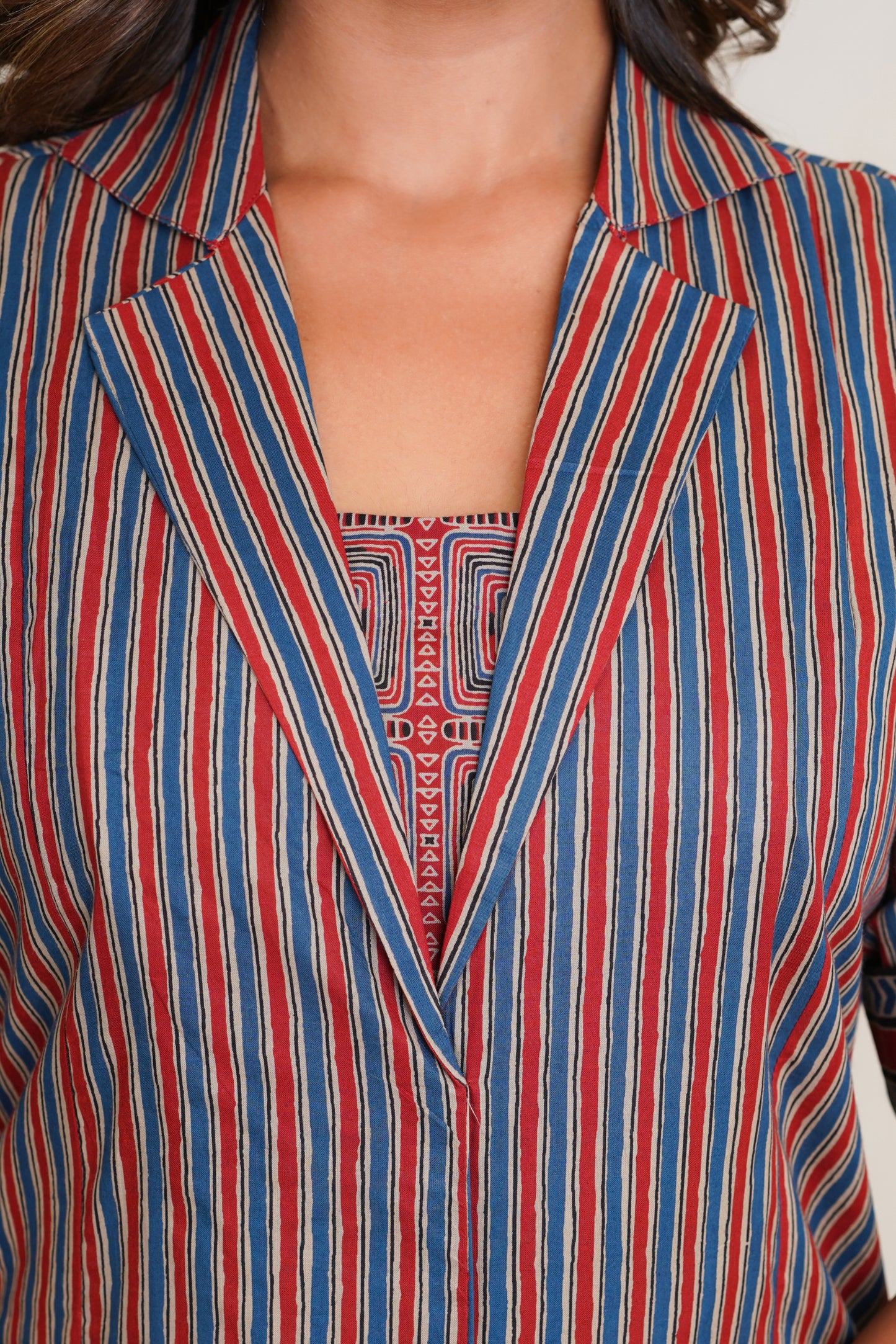 BLUE RED STRIPED COLLAR KURTA WITH PRINTED PLAZO