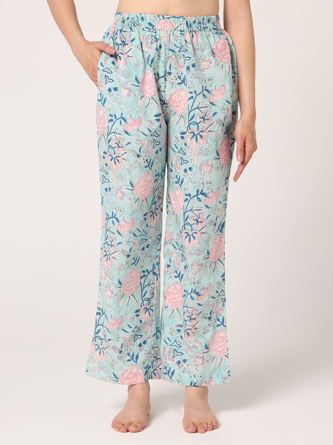 PINK-BLUE HAND BLOCK PRINTED SLEEVE LESS NIGHT SUIT