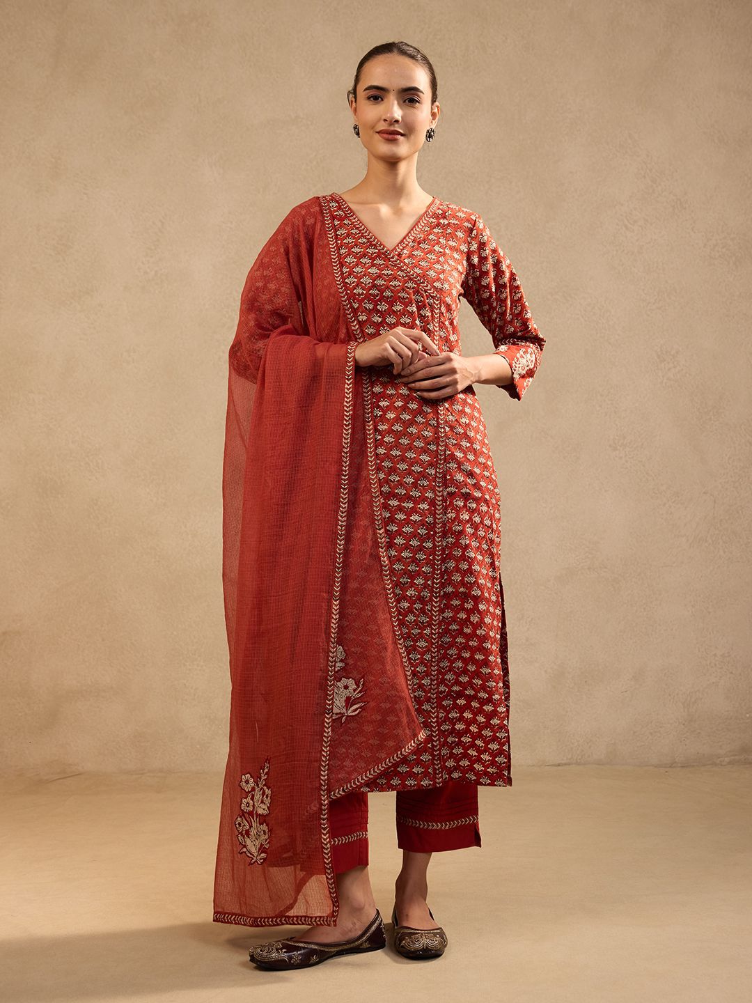 RED ANGRAKHA FULL SUIT