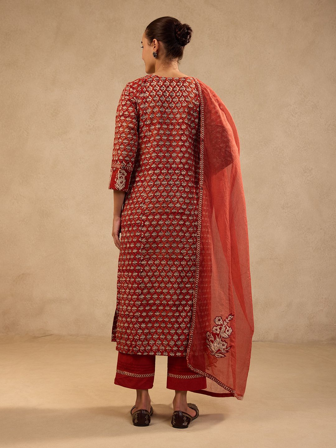 RED ANGRAKHA FULL SUIT