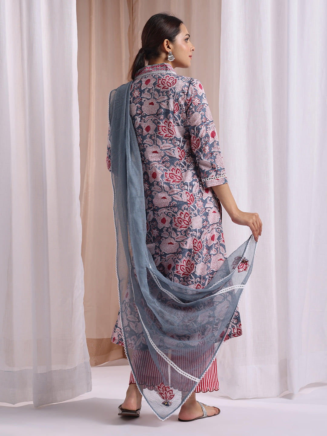 Blue-Red kurta set in block print with lining pants