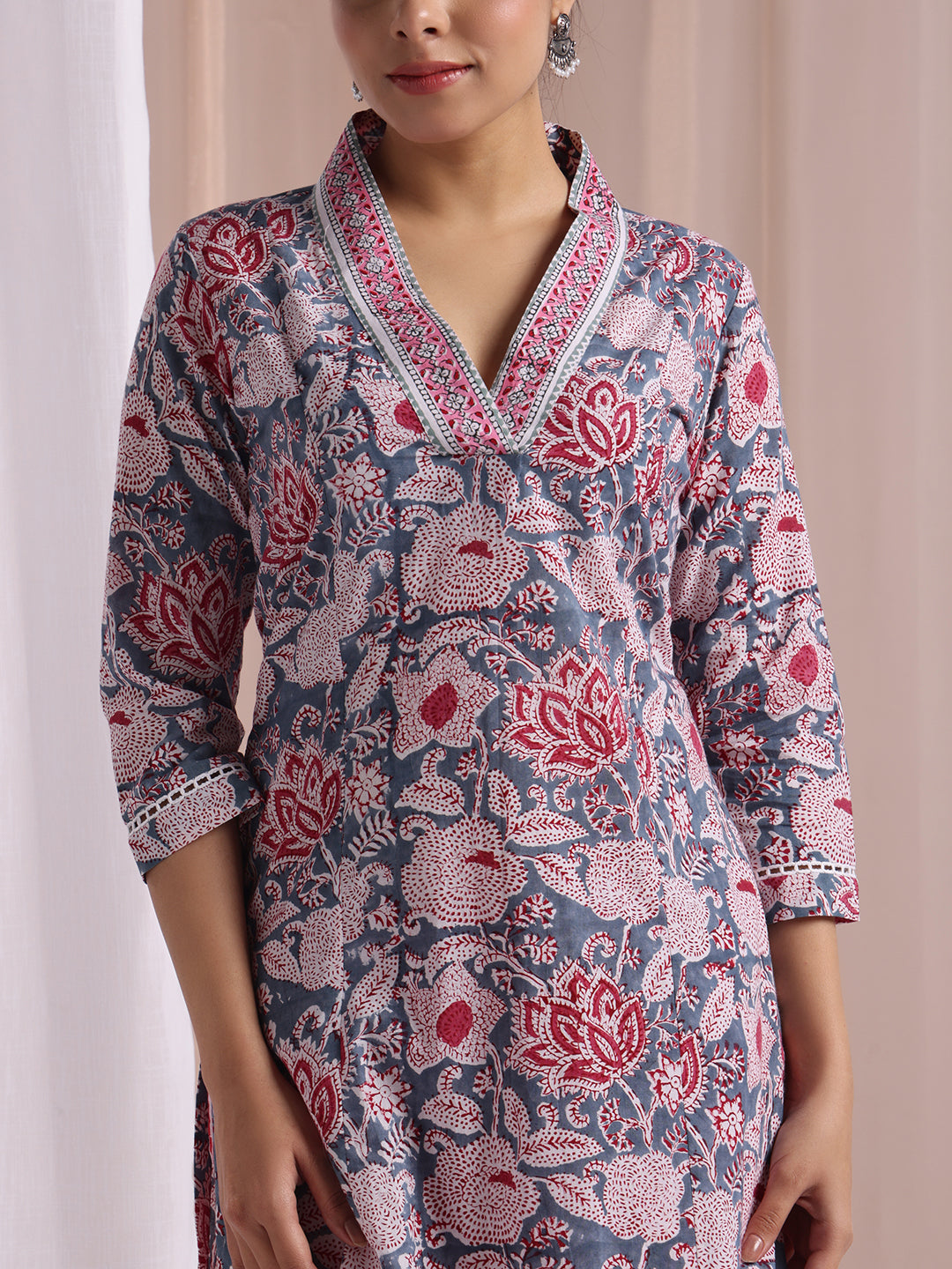 Blue-Red kurta set in block print with lining pants