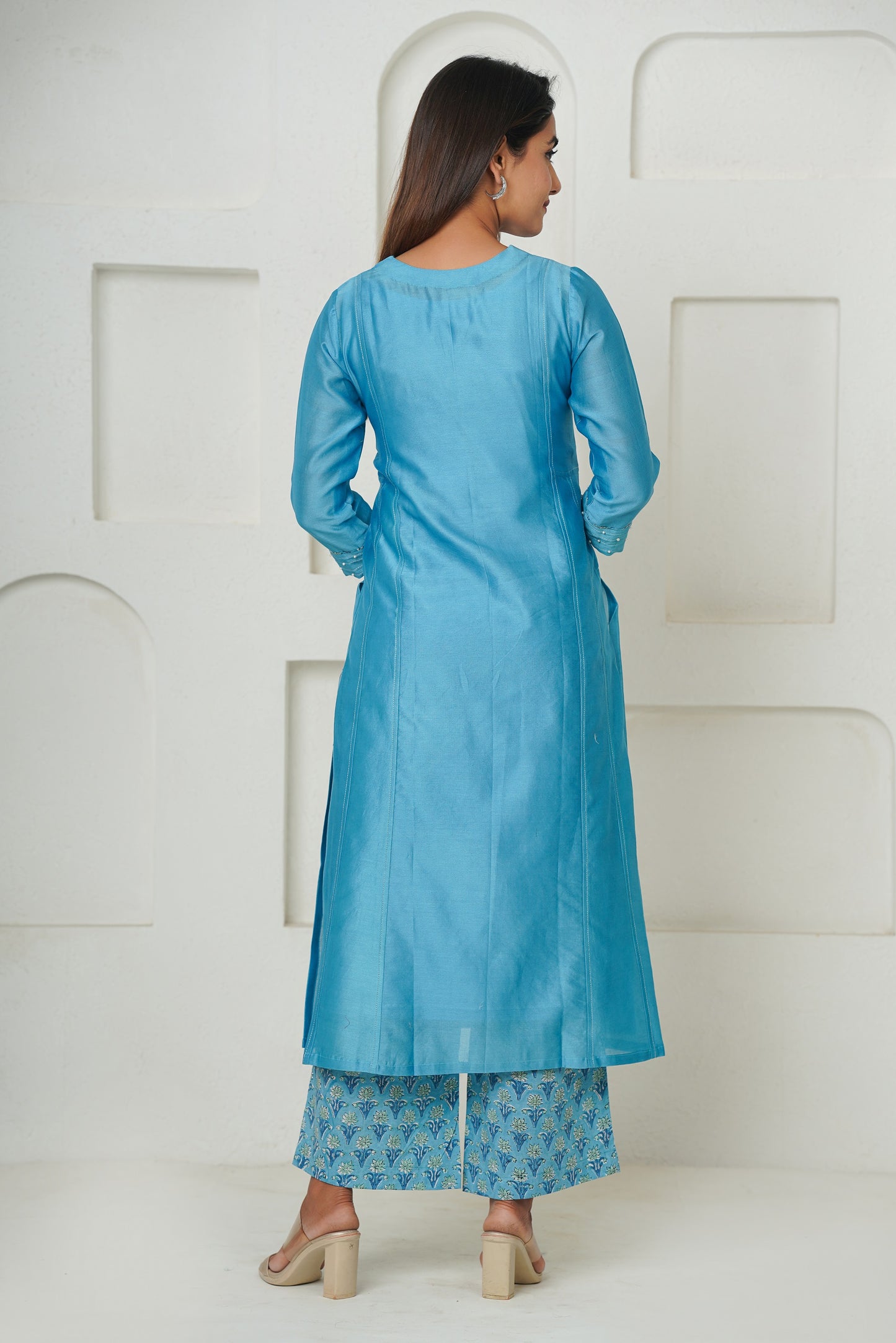 BLUE PURE CHANDERI PRINCESS LINE KURTA SET