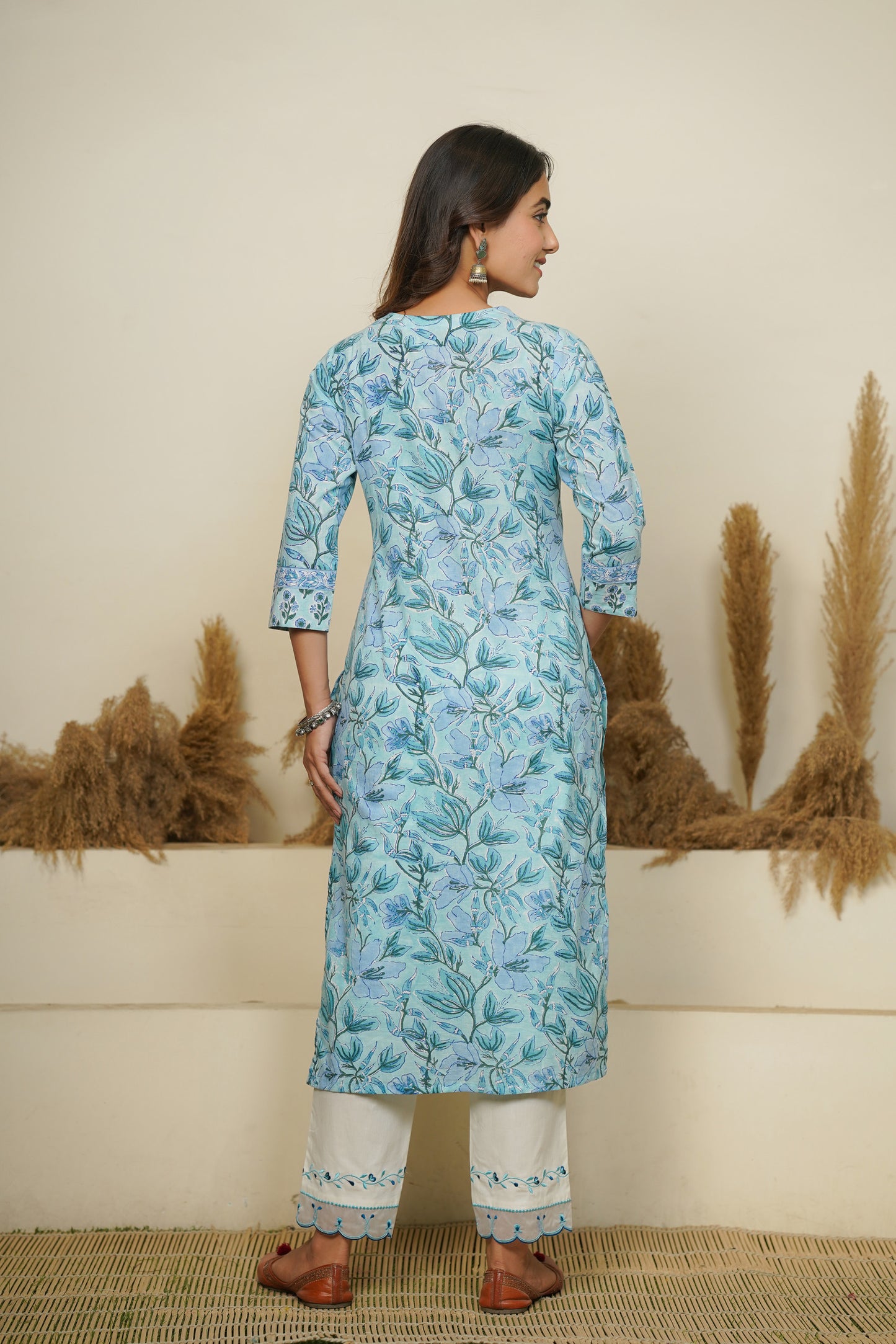 BLUE HAND BLOCK PRINTED STRAIGHT KURTA