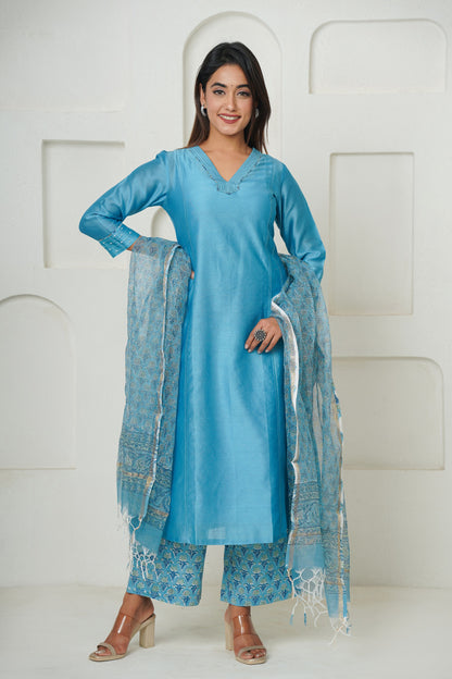 BLUE PURE CHANDERI PRINCESS LINE KURTA SET