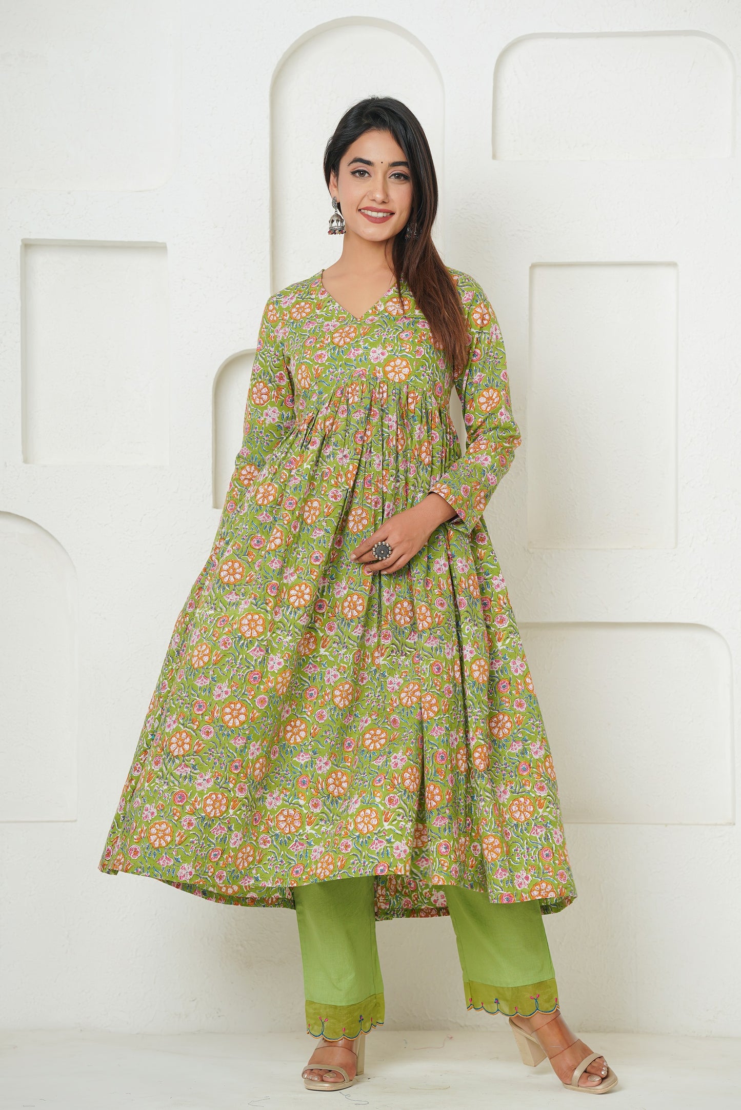 GREEN FLORAL BLOCK PRINT GATHER ANARKALI KURTA SET