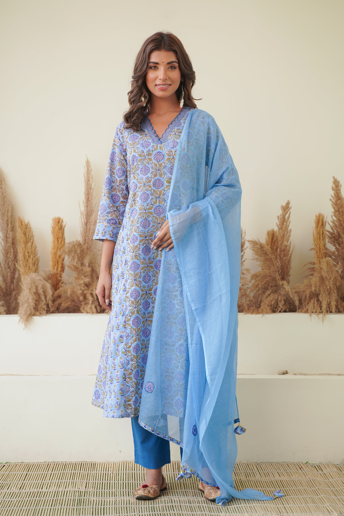 BLUE FLORAL BLOCK PRINT KURTA SET