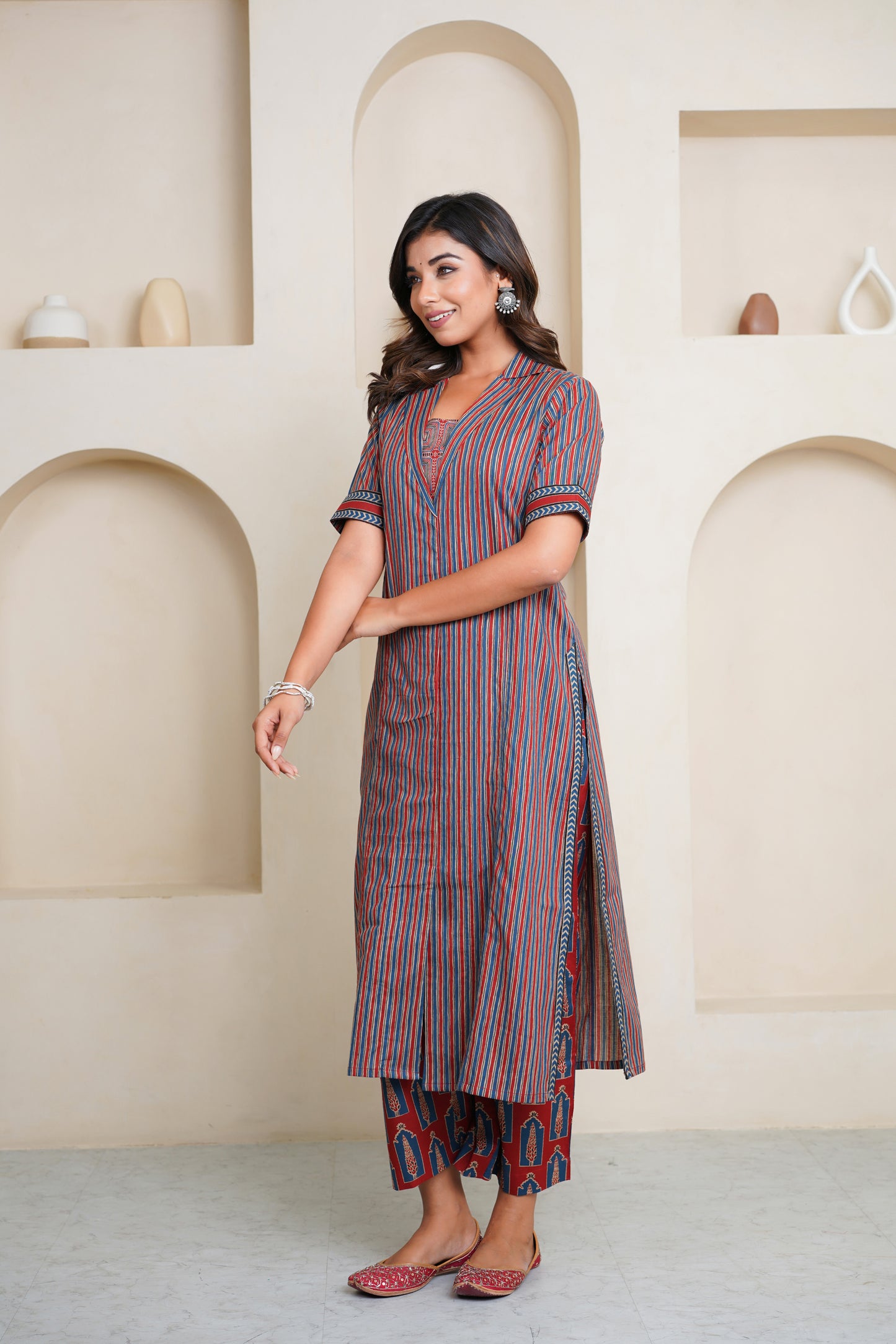 BLUE RED STRIPED COLLAR KURTA WITH  PRINTED PLAZO