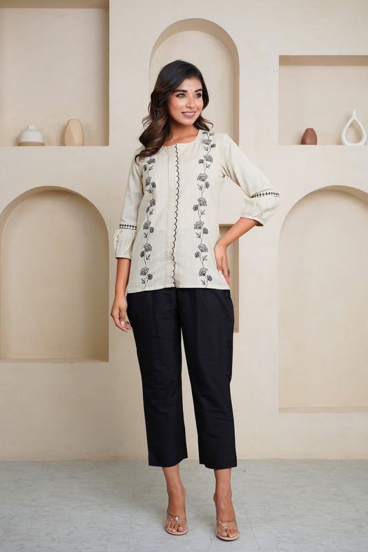 CREAM COLOUR COTTON FLAX TOP WITH EMBROIDERY