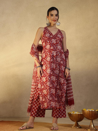 Red S/L Patola Cotton Suit