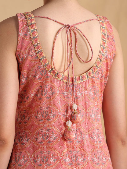 PEACH SLEEVE-LESS SUIT