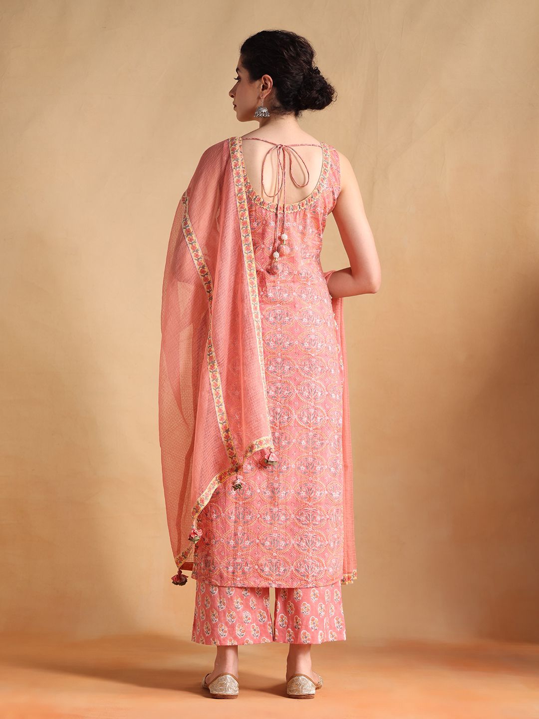 PEACH SLEEVE-LESS SUIT