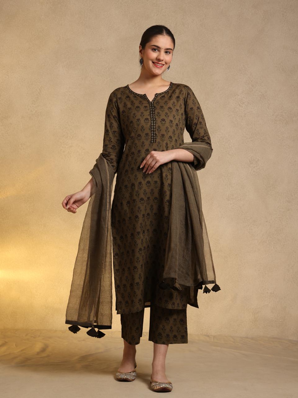 Mehendi Full Suit