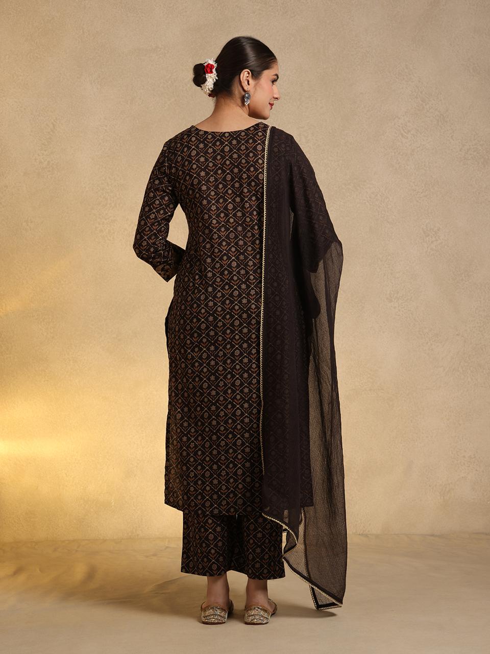 Black Straight Line Suit