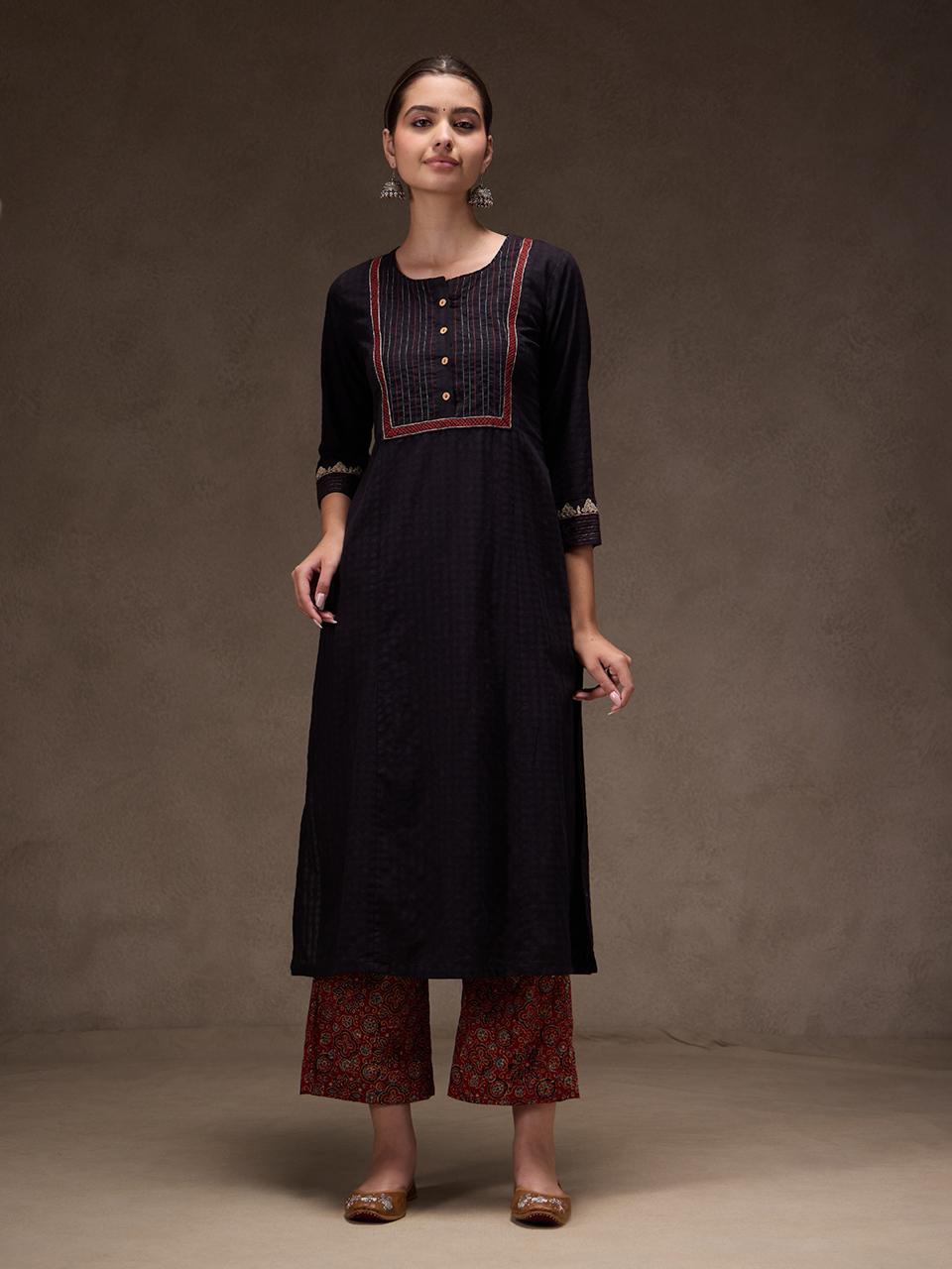 Black Solid Suit (Red Ajrak)