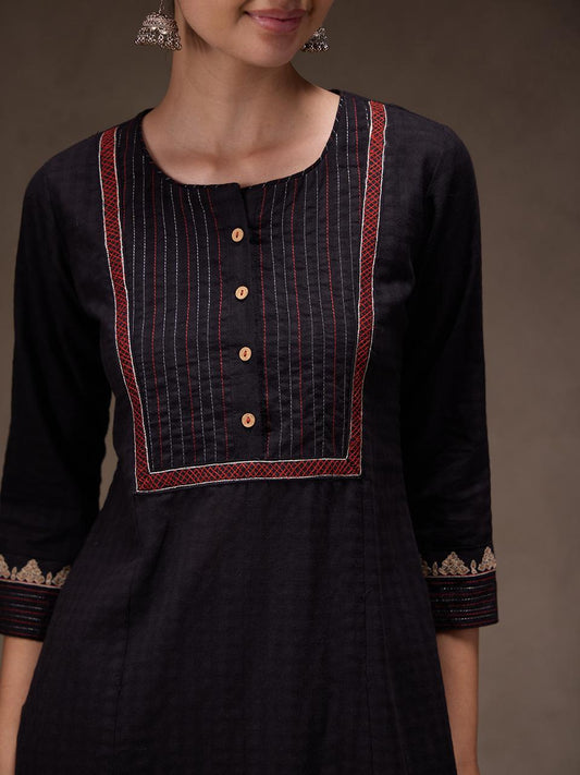 Black Solid Suit (Red Ajrak)